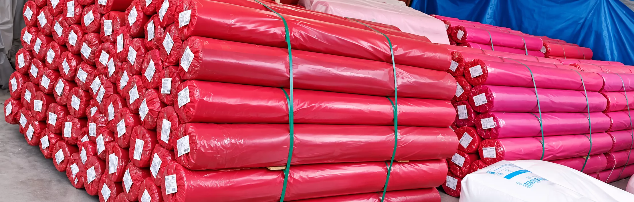 Akcan Plastik Ambalaj endüstriyel ambalaj rulo stokları ve ürün deposu